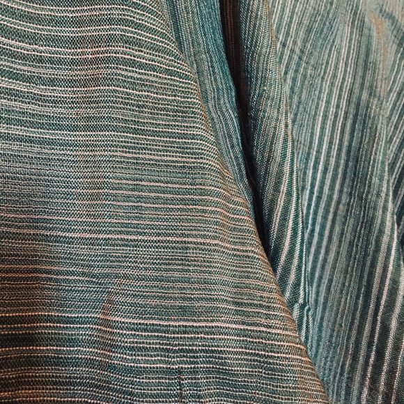 Tibetan Snow Lion Long Green, Gold and Silver Silk Shawl - Picture 6 of 10